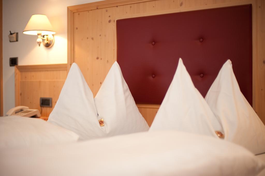Hotel Haus An Der Luck Barbiano  Room photo